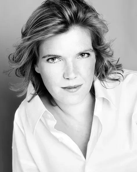Die Pianistin Silke Avenhaus, fotografiert von Susie Knoll
